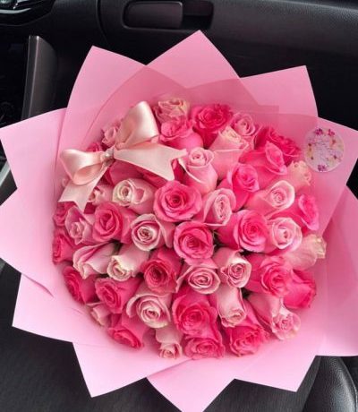 pink rose bouquet Kenya,soft pink flower arrangement,blush rose delivery Nairobi,elegant floral gift Kenya,hand-tied pink roses,romantic birthday bouquet,feminine rose gift