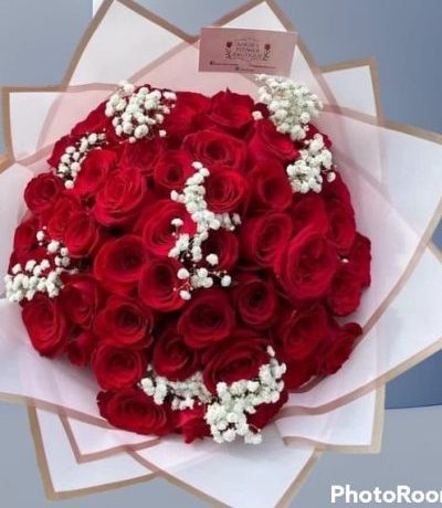 Red rose bouquet with baby's breath,romantic flower delivery Nairobi Kenya.