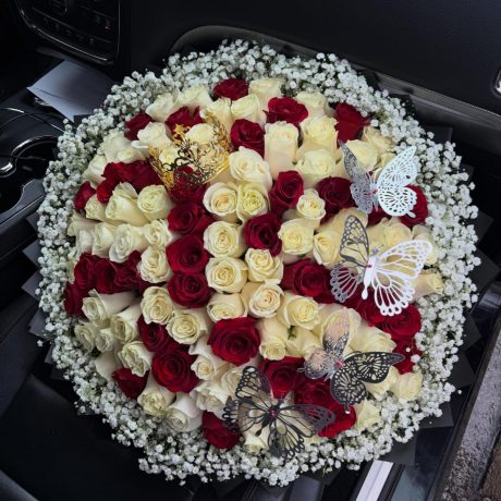 royal butterfly luxe rose bouquet